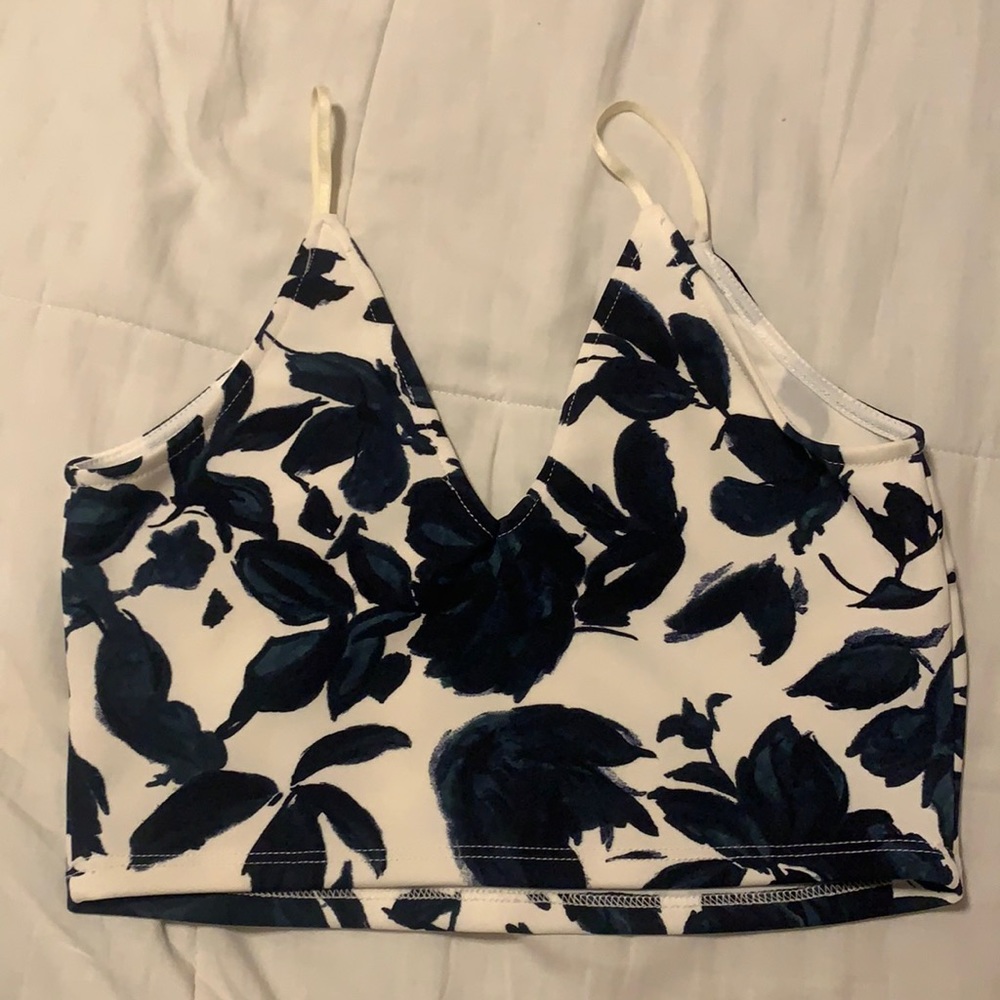 NAVY/CREAM FLORAL TWO PIECE SET